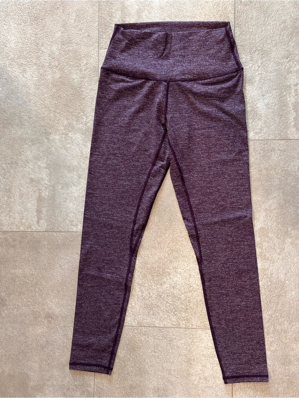 Women Born Primitive size L Purple